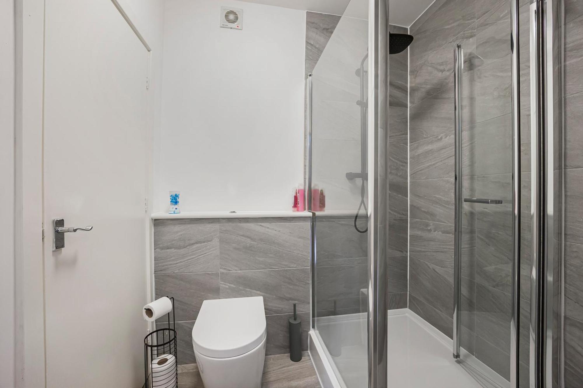 London Haven At Rutland House Apartment อิลฟอร์ด ภายนอก รูปภาพ