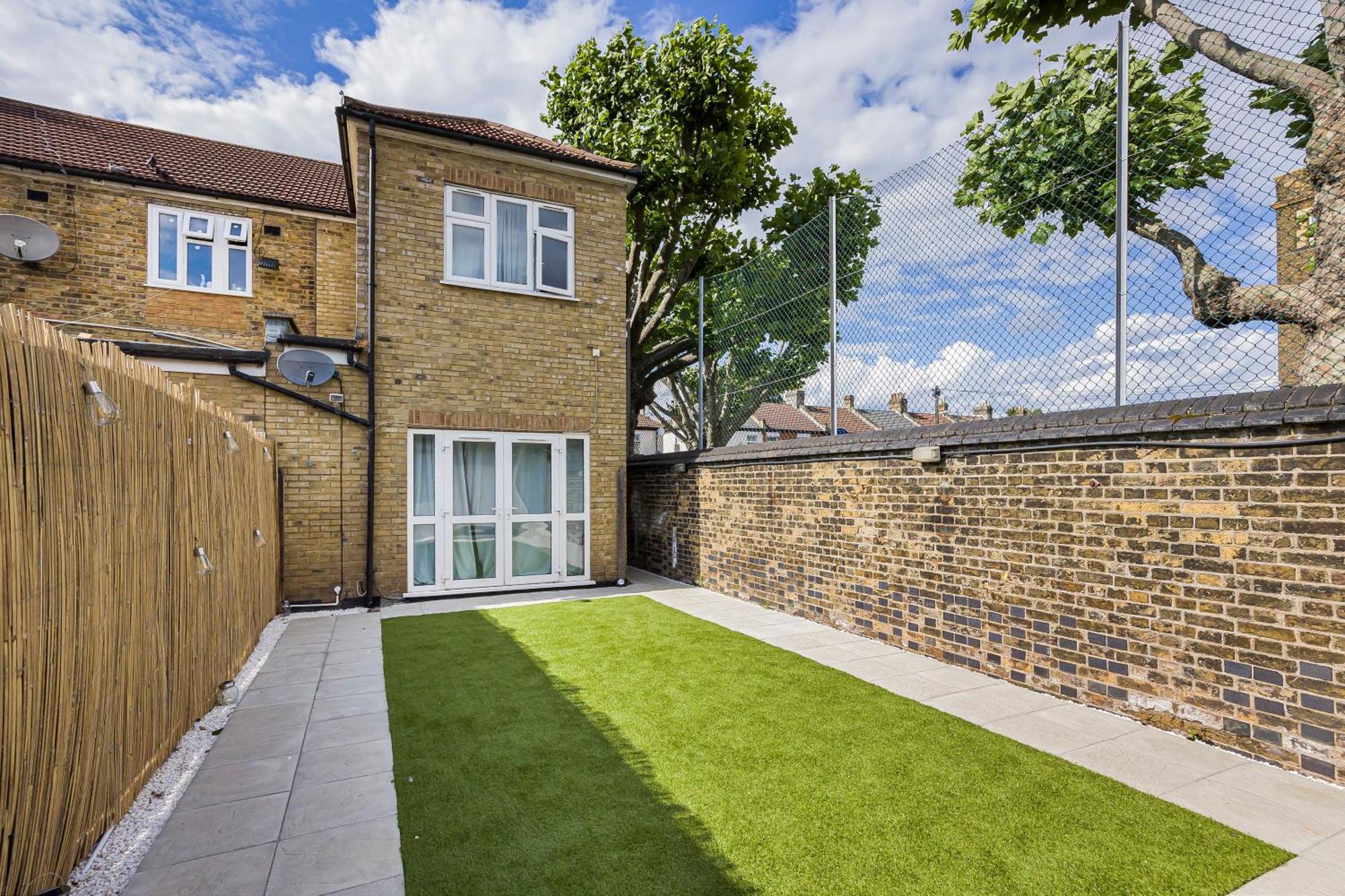 London Haven At Rutland House Apartment อิลฟอร์ด ภายนอก รูปภาพ